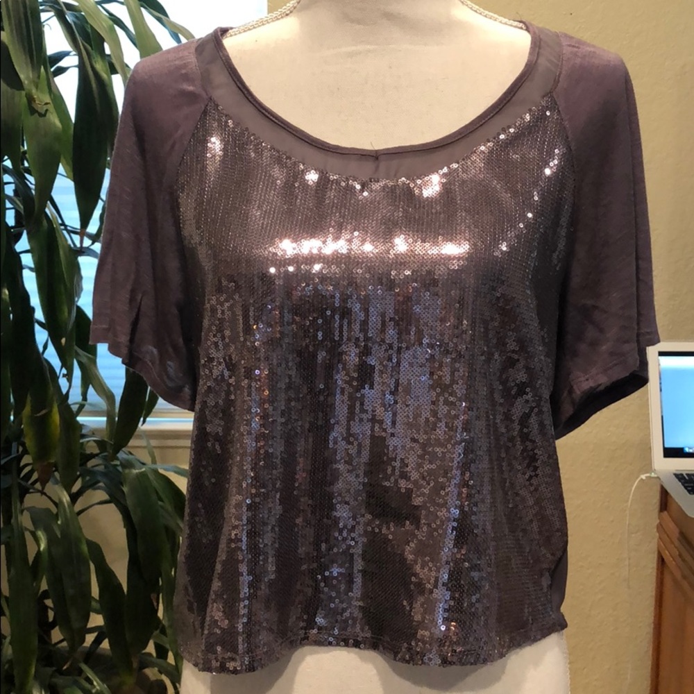 Shirt - Picture 4 of 5